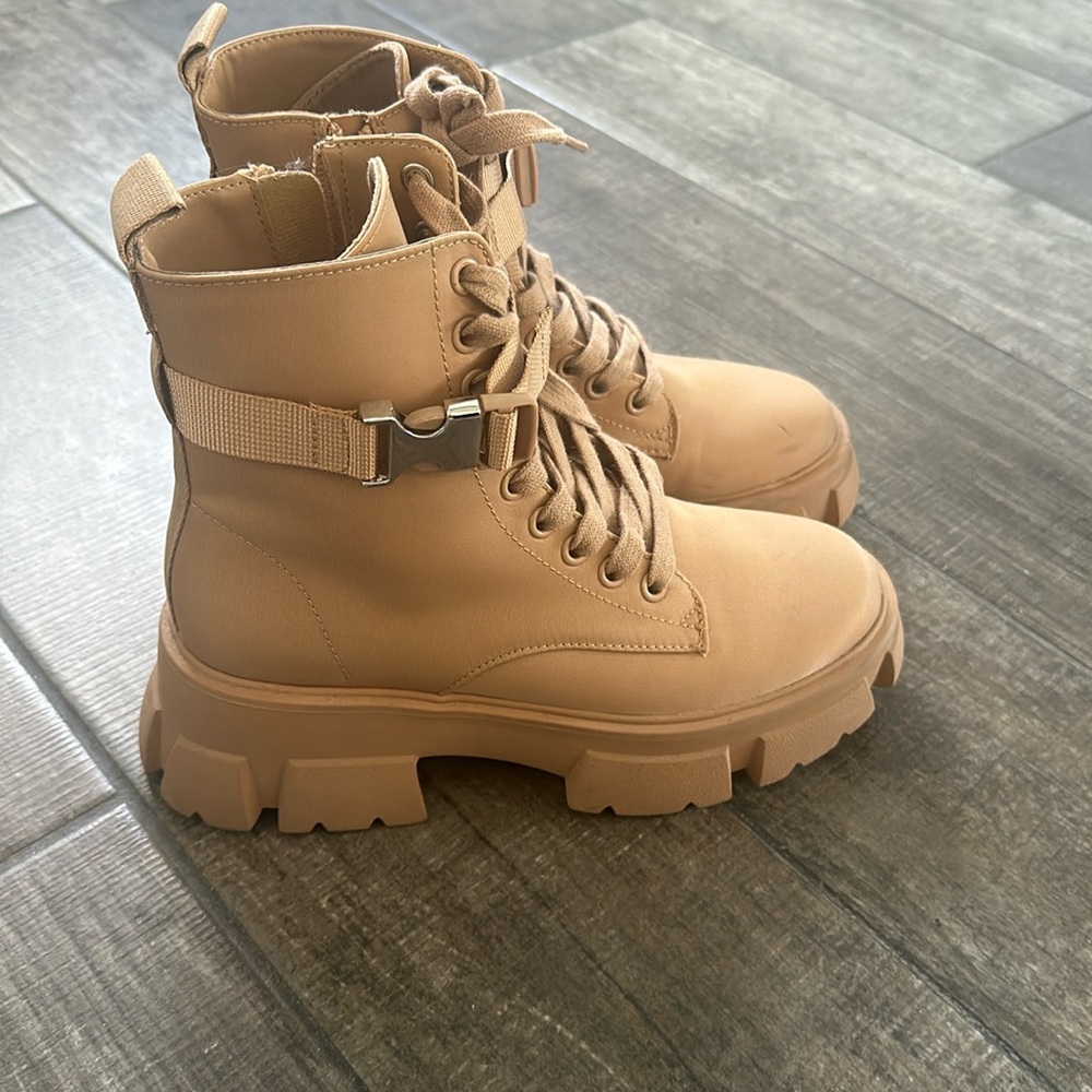 STEVE MADDEN Tan Women's Lace-Up Ankle Boots w Pouch